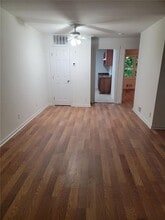 4101 Windsor Oak Dr in Doraville, GA - Foto de edificio - Building Photo