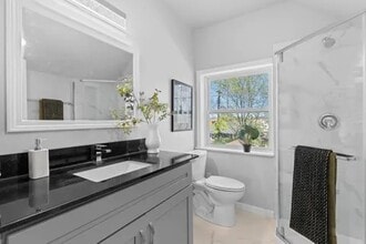 7907 W Bruno Ave in Richmond Heights, MO - Building Photo - Building Photo