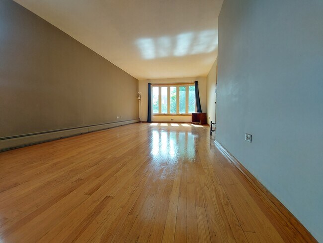 2717 S Princeton Ave in Chicago, IL - Building Photo - Building Photo