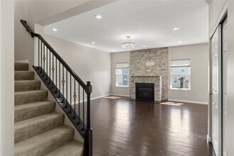 184 Berry Manor Cir in St. Peters, MO - Building Photo - Building Photo
