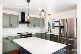 7450 S Upham St in Littleton, CO - Building Photo - Building Photo