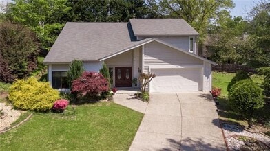 890 Muirfield Ridge NE in Marietta, GA - Building Photo - Building Photo