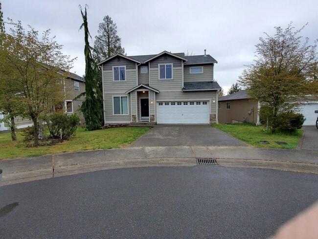 18323-18313 13th Ave Ct E in Spanaway, WA - Building Photo - Building Photo