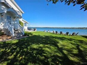 5358 W Lake Rd in Auburn, NY - Building Photo - Building Photo