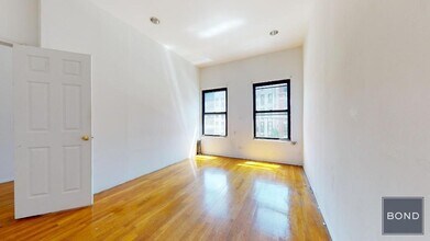 94 3rd Ave in New York, NY - Building Photo - Building Photo