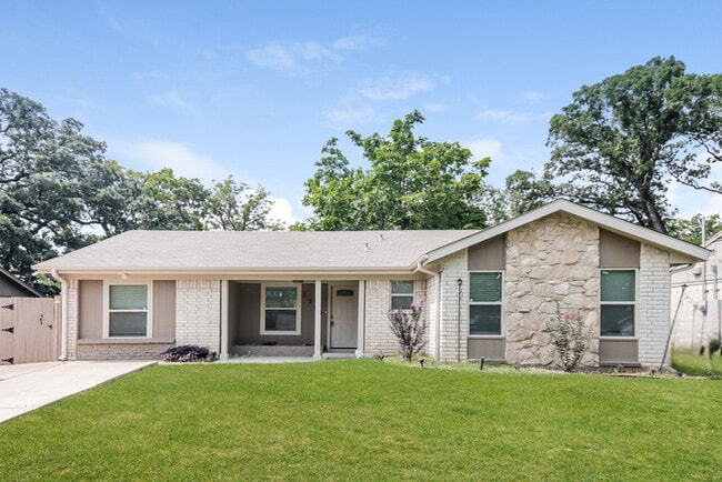 property at 7315 Gayglen Dr