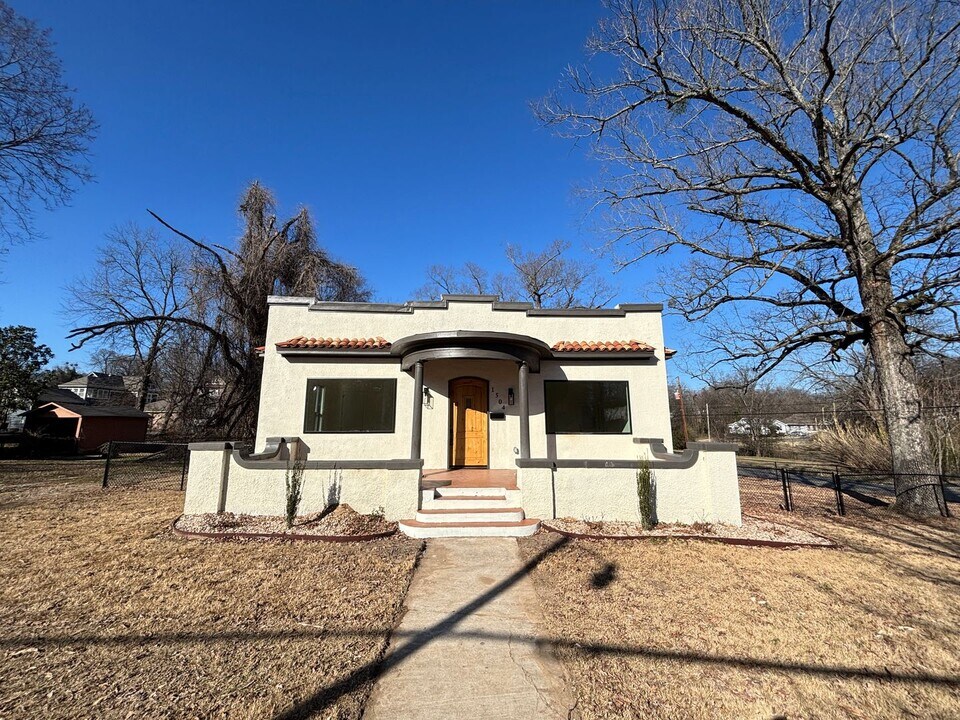 1504 W 22nd St in Little Rock, AR - Building Photo