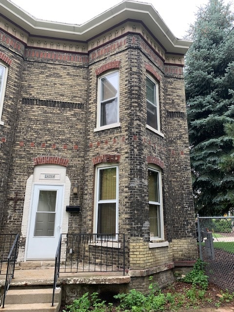 property at 1409 S 3rd St
