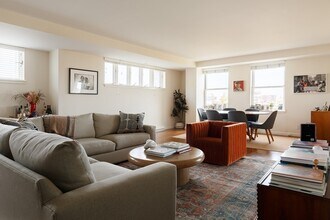 2 Commonwealth Ave in Boston, MA - Building Photo - Building Photo