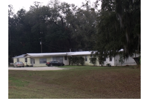 17650 NE Highway 27 in Williston, FL - Foto de edificio