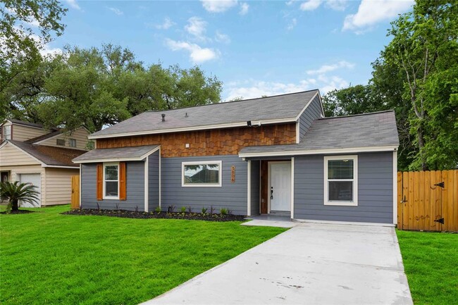 3806 Zephyr St in Houston, TX - Building Photo - Building Photo