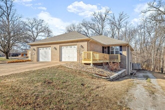 1 Iris Way in Bentonville, AR - Building Photo - Building Photo