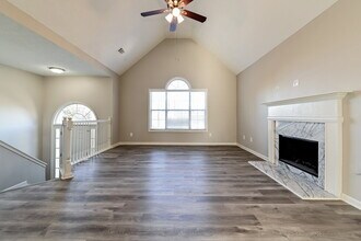 7452 Steven Pl in Jonesboro, GA - Foto de edificio - Building Photo