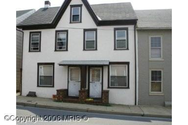 32-34 Locust St N in Hagerstown, MD - Foto de edificio