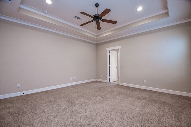property at 5615 Kiam St