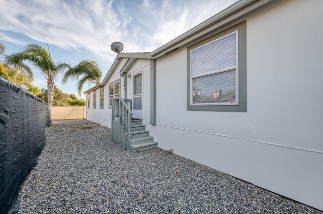 property at 1941 N Academy Ave