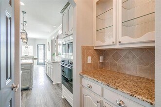 4641 Poplar Ridge Dr in Fort Worth, TX - Building Photo - Building Photo