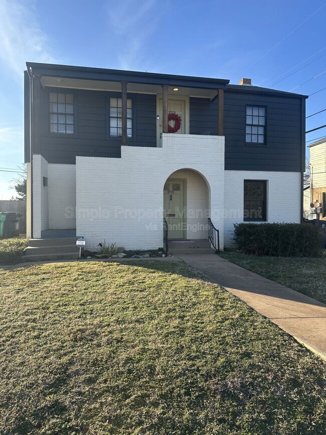 property at 3713 N Lee Ave