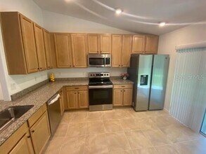 27 Pony Ln in Palm Coast, FL - Building Photo - Building Photo