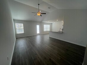 23 Country Cir in Manchester, TN - Building Photo - Building Photo