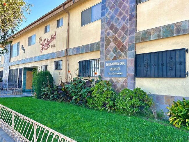 A8X in Gardena, CA - Building Photo - Building Photo