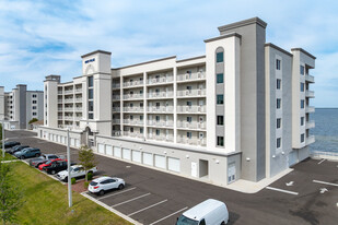 River Palms Riverfront in Titusville, FL - Building Photo