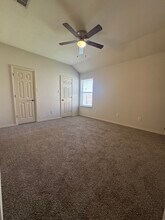5809 Swords Dr in Fort Worth, TX - Building Photo - Building Photo