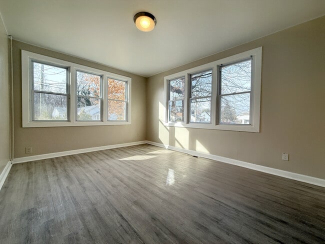 16 Jenkins Ave in Pennsville Township, NJ - Building Photo - Building Photo