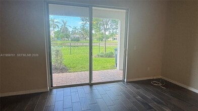 1121 Vermilion Dr in Lake Worth Beach, FL - Building Photo - Building Photo