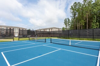 Comet West New Bern in New Bern, NC - Building Photo - Building Photo