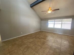 943 Sterling Green Dr S in Channelview, TX - Building Photo - Building Photo