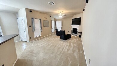 609 Rain Lily Dr, Unit 364 in Desoto, TX - Building Photo - Building Photo