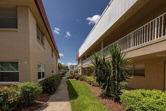 10037 62nd Ter in St. Petersburg, FL - Building Photo - Building Photo
