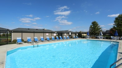 The Apartments at Glenwood in Heath, OH - Foto de edificio - Building Photo