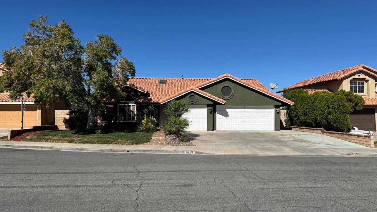 3625 Toscany Ct in Palmdale, CA - Building Photo