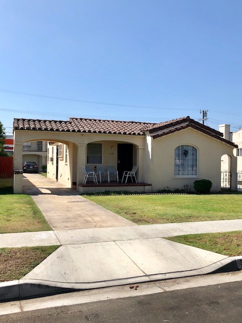 3746 E 58th St in Maywood, CA - Building Photo