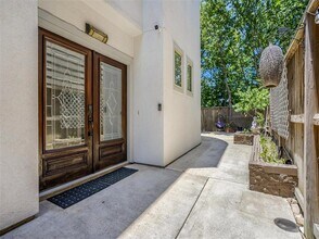 4274 Childress St in Houston, TX - Building Photo - Building Photo