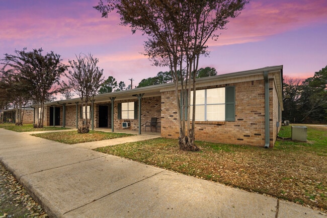 Swan Creek Apartments