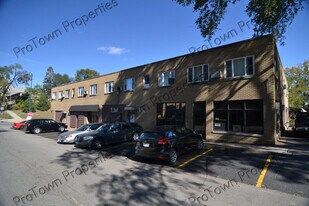 226 N Broadway St, Unit 1 in Joliet, IL - Building Photo