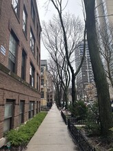 2743 N Hampden Ct, Unit 1E in Chicago, IL - Foto de edificio - Building Photo