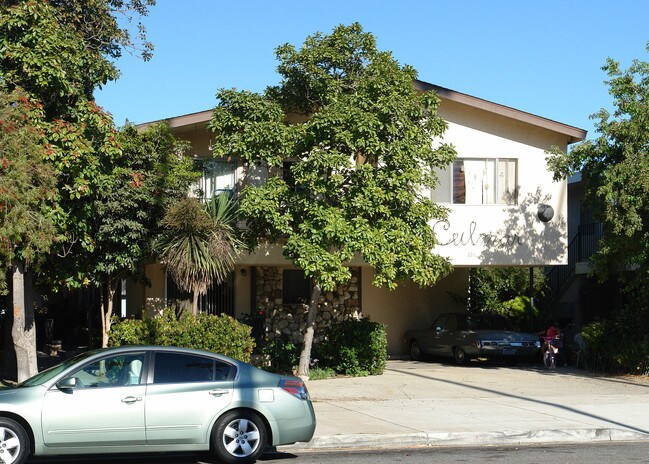 Ceilmar in Oxnard, CA - Foto de edificio - Building Photo