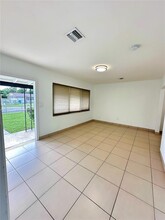 11720 NW 1st Ave-Unit -0 in Miami, FL - Building Photo - Building Photo