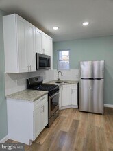 1833 McClellan St in Philadelphia, PA - Building Photo - Building Photo