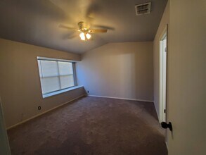 4082 Enchanted Sun in San Antonio, TX - Building Photo - Building Photo