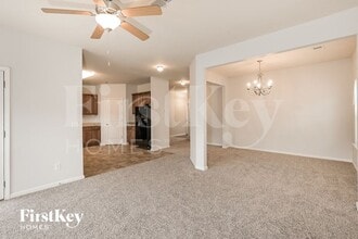 767 Grenier Terrace NE in Lawrenceville, GA - Foto de edificio - Building Photo