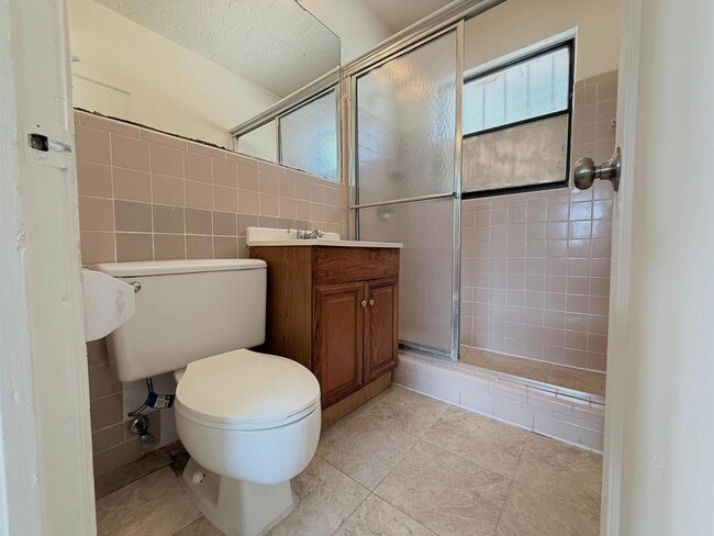 5607 N Flagler Dr in West Palm Beach, FL - Building Photo - Building Photo