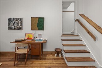 4 Good Hill Rd in Weston, CT - Building Photo - Building Photo