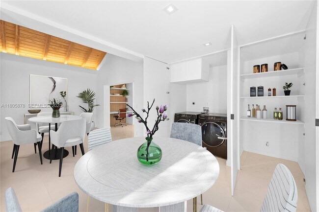 120 NE 49th St in Miami, FL - Building Photo - Building Photo