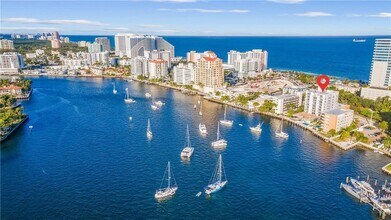 95 N Birch Rd in Fort Lauderdale, FL - Foto de edificio - Building Photo
