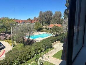 27912 Ridgecove Ct N in Rancho Palos Verdes, CA - Foto de edificio - Building Photo